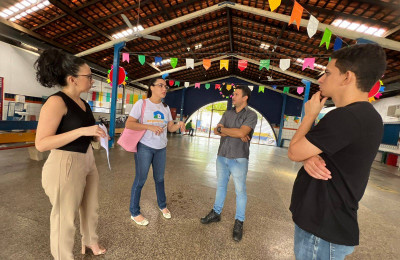 Prefeitura faz visita técnica ao Leonel Brizola e prevê regularizar imóveis na região
